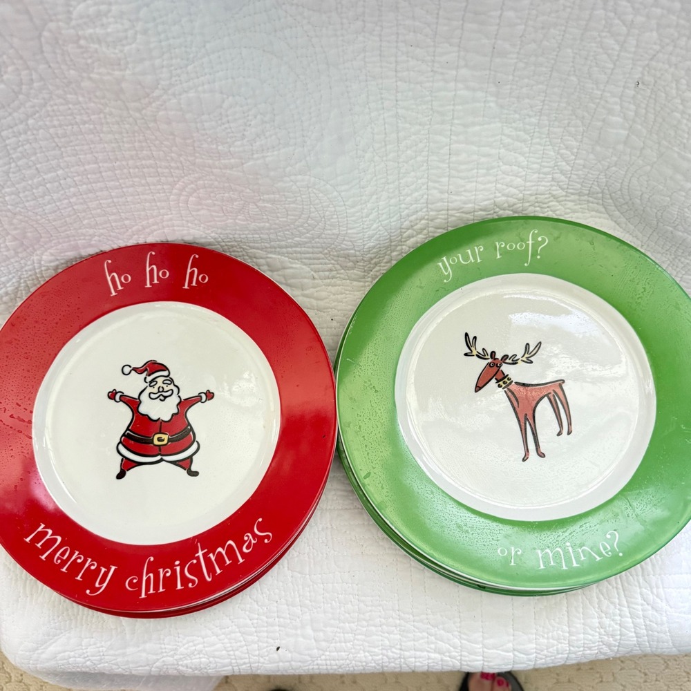 Gibson Merry Christmas Santa Reindeer Holiday Plates Set of 7
